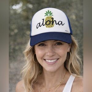 Honolua Wahine Hawaii mesh snapback baseball cap in blue and white